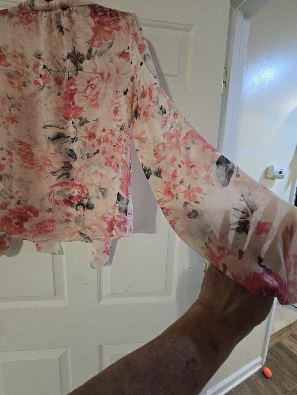 White House Black Market Floral Tie-Neck Blouse - Pink - Picture 5 of 6